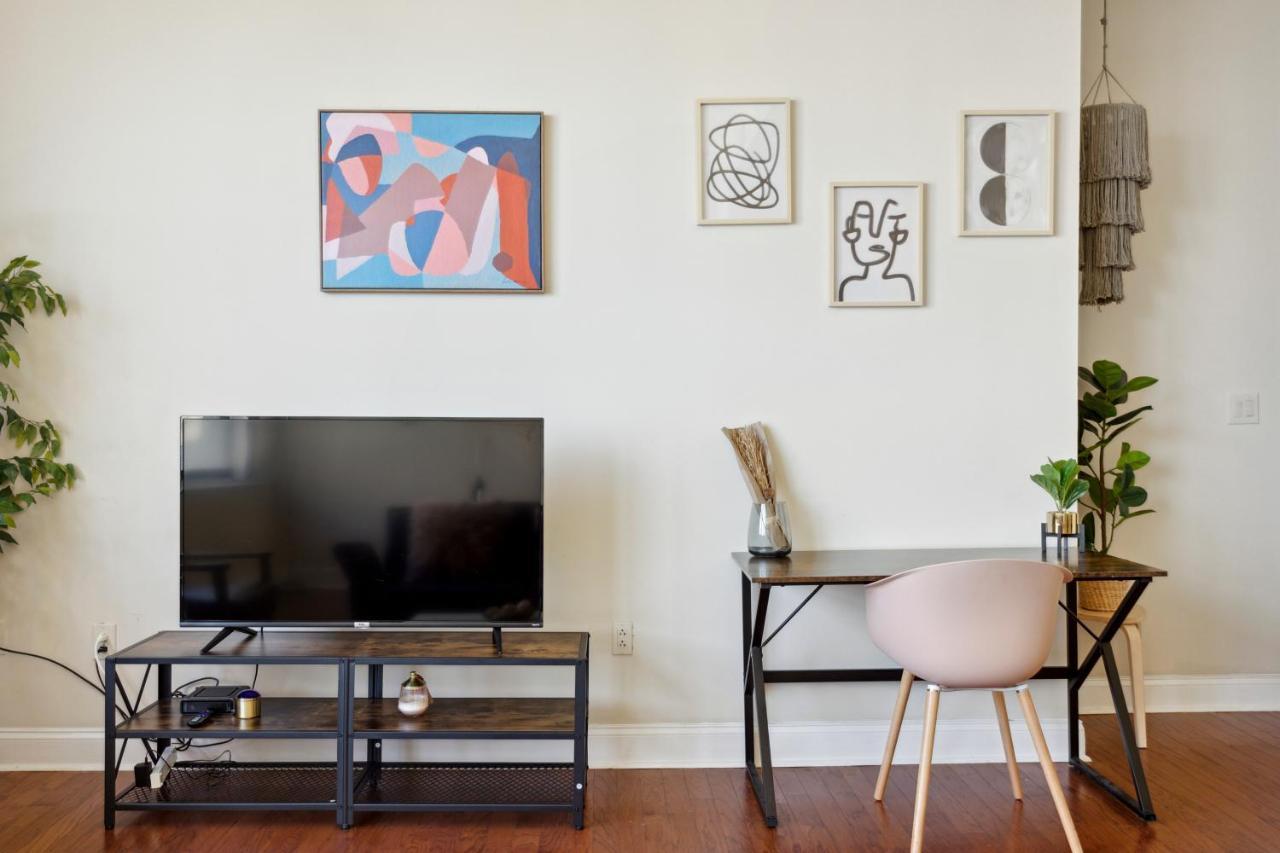 Sleeps 4! 2Br, Gym, Free Parking, Close To Major Attractions Philadelphia Exterior photo