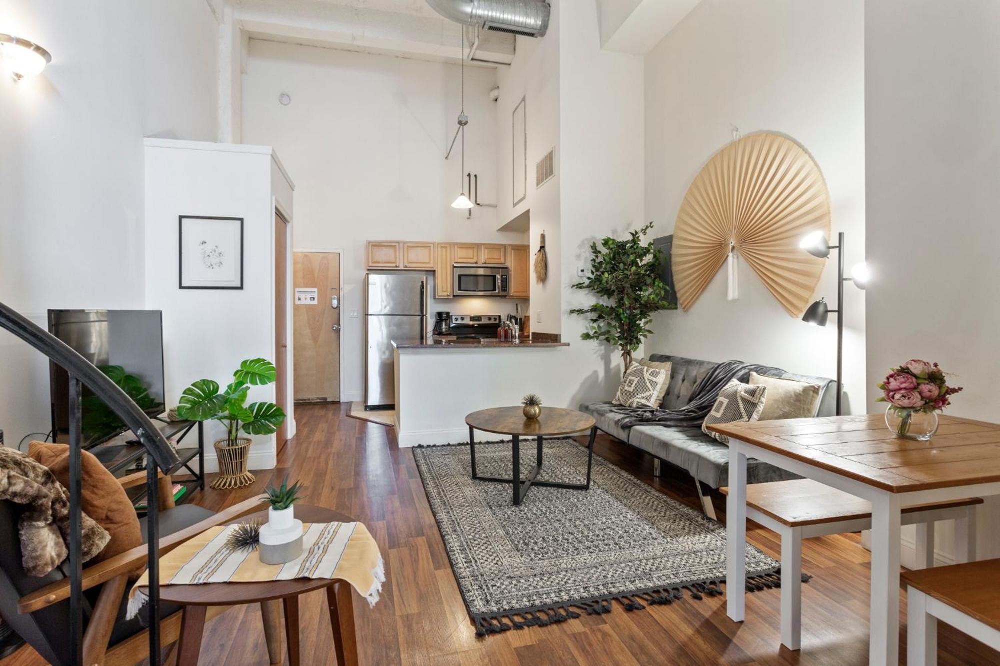 Sleeps 4! 2Br, Gym, Free Parking, Close To Major Attractions Philadelphia Exterior photo