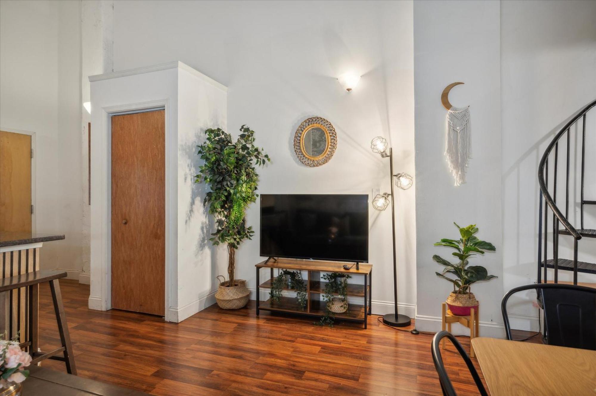 Sleeps 4! 2Br, Gym, Free Parking, Close To Major Attractions Philadelphia Exterior photo