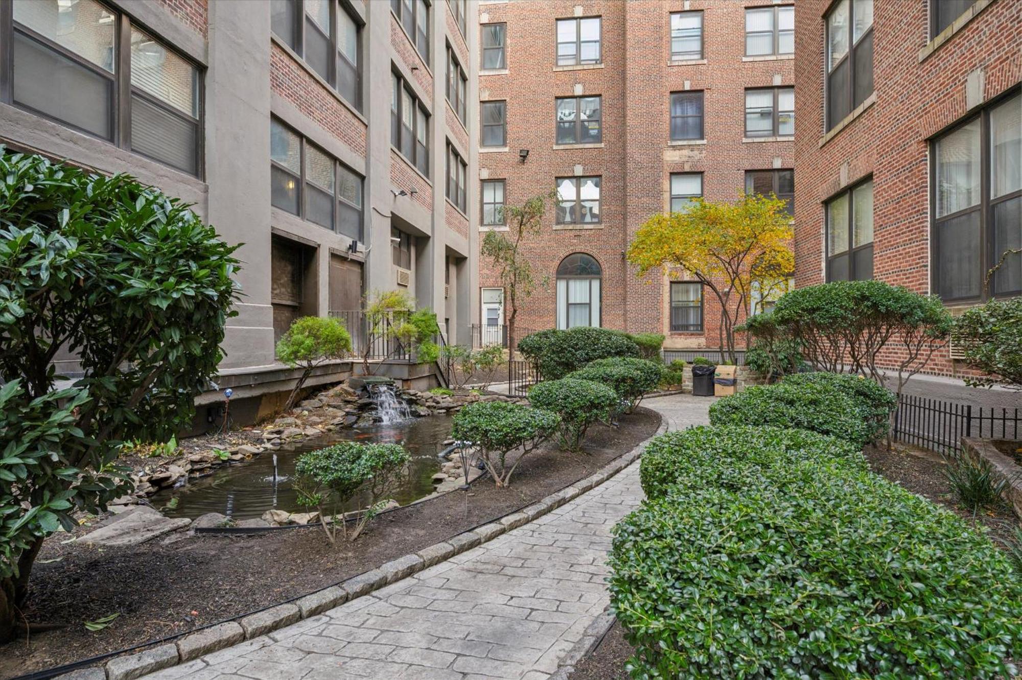 Sleeps 4! 2Br, Gym, Free Parking, Close To Major Attractions Philadelphia Exterior photo